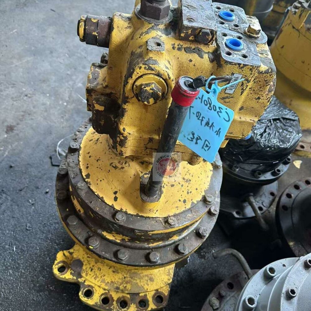 Гидромотор поворота в сборе с редуктором Komatsu PC350-7 207-26-00200 (1) Гидромотор поворота в сборе с редуктором Komatsu PC350-7 207-26-00200