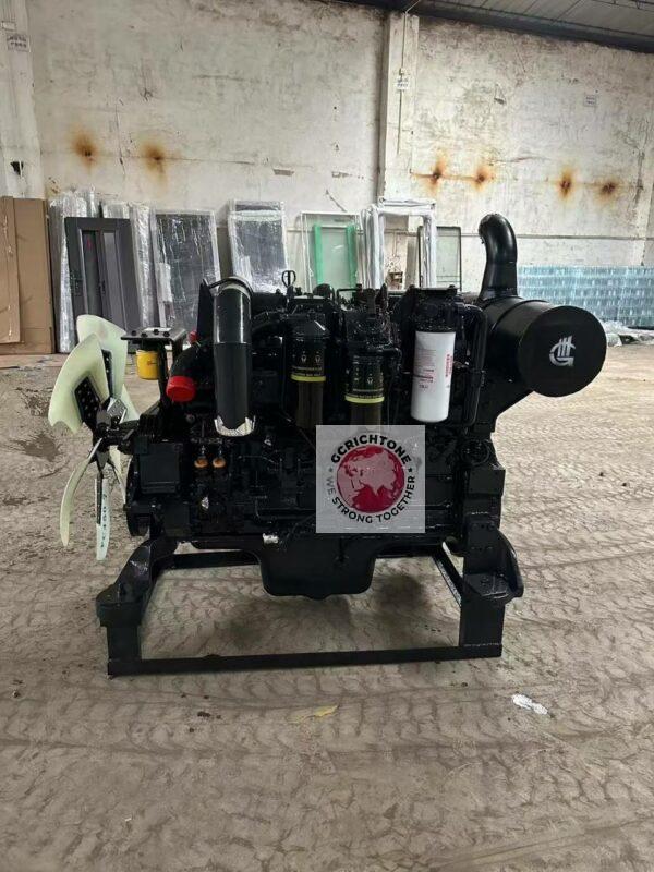 Двигатель Komatsu SAA6D125E-3 5 Двигатель Komatsu SAA6D125E-3